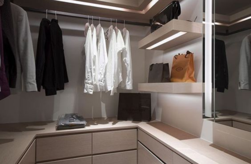 أحدث غرف دريسنج روم من شركة فورنيدو بتصاميم عملية أحدث غرف دريسنج روم من شركة فورنيدو بتصاميم عملية