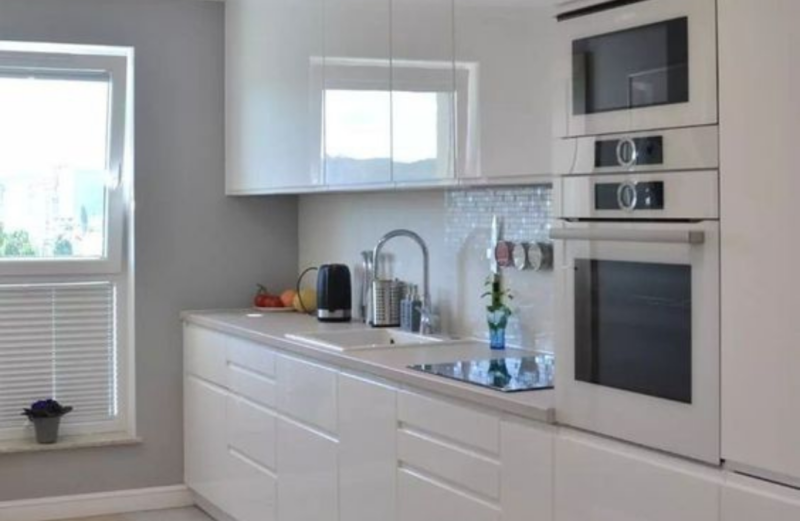 مطابخ خشب من فورنيدو – جمال الخشب الطبيعي في تصميم عصري مطابخ خشب من فورنيدو – جمال الخشب الطبيعي في تصميم عصري